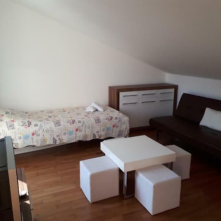 Апартаменти Ruzmarinka 4* Башка Екстер'єр фото